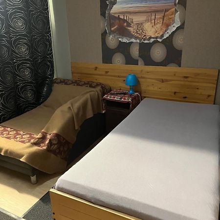 Hipokratios 3 Zimmer Mit Gemeinschaft Wc Fürth Εξωτερικό φωτογραφία